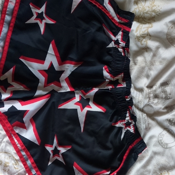 Xersion Black and Red Star Athletic Shorts - Picture 3 of 6